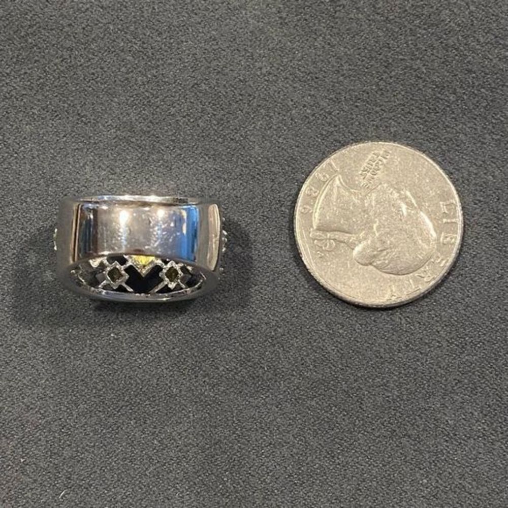 Yellow Rhinestone Ring Size‎ 7.5 - Picture 4 of 4